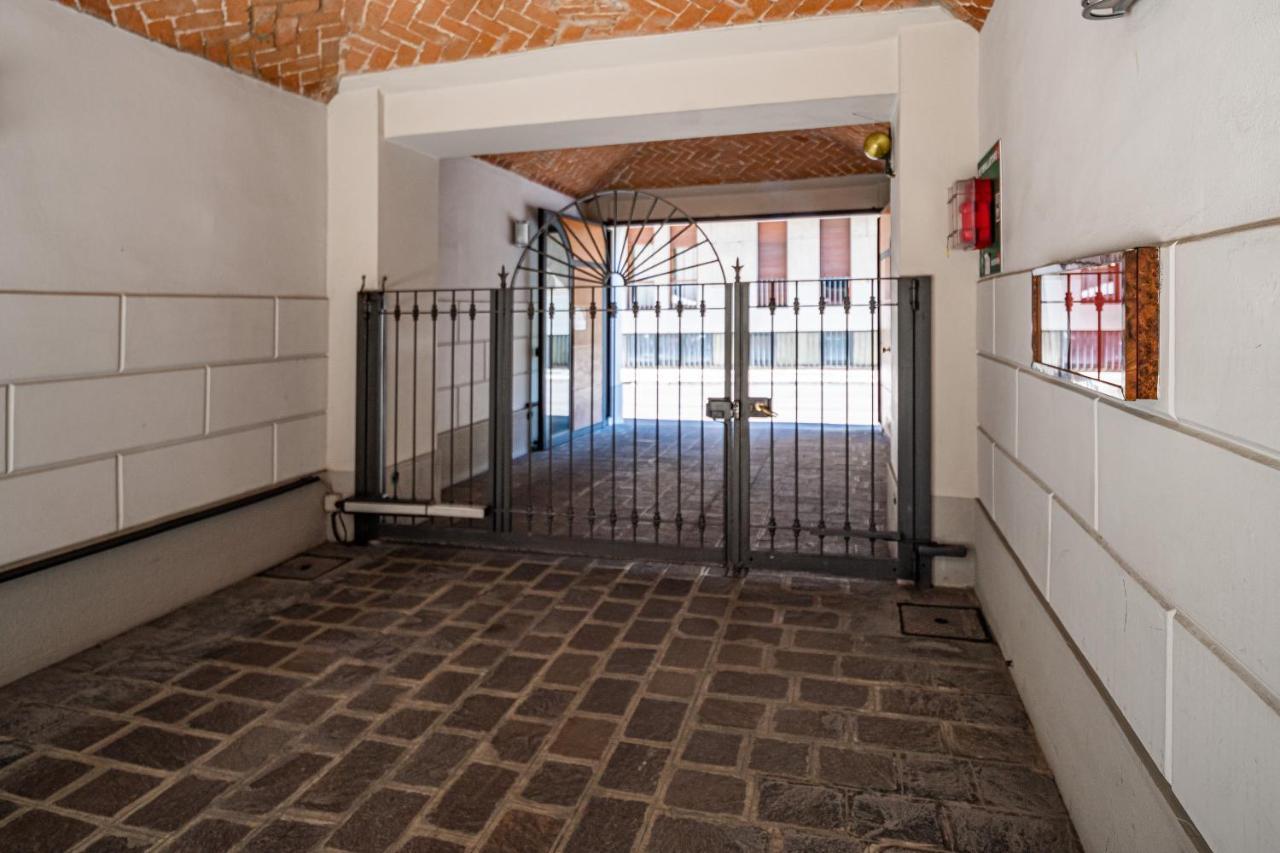 شقة Brera Livings, Charming Flat Near Duomo ميلان المظهر الخارجي الصورة